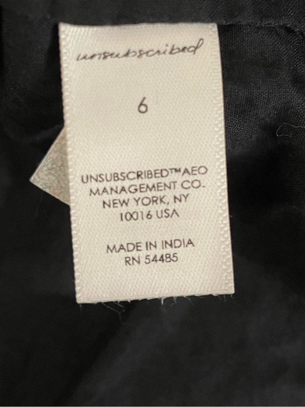 Unsubscribed NWT 2087 Smocked Short Skirt Solid Faded Black Size 6 Floral print - Picture 11 of 12